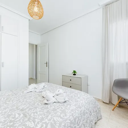 公寓 Aguas Nuevas Sunrise 托雷维耶哈