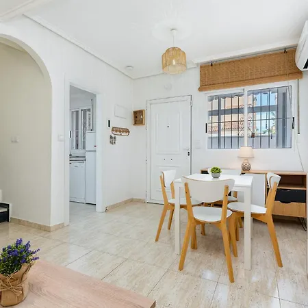 Aguas Nuevas Sunrise 公寓