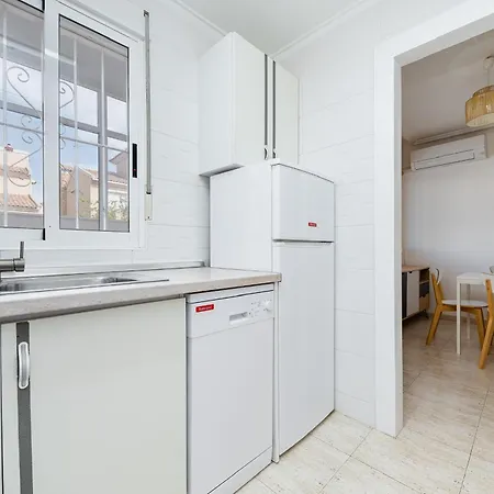 Aguas Nuevas Sunrise Apartment Torrevieja
